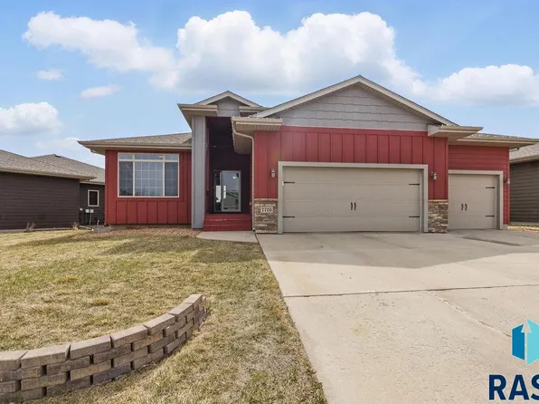 7705 W Vista Park St, Sioux Falls, SD 57106