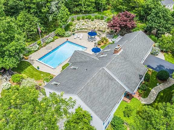 2nd image of 29 Calvin Drive