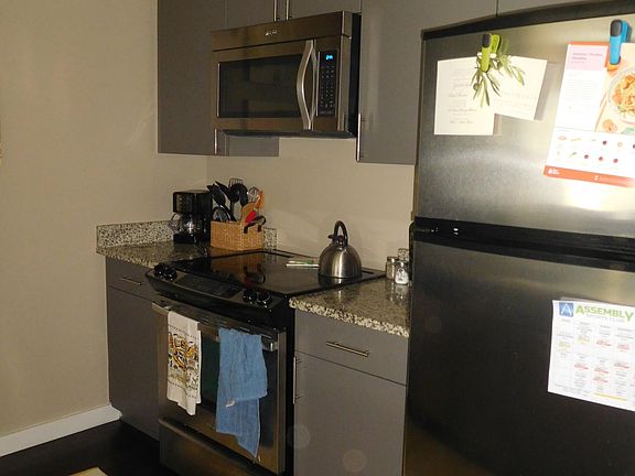 4th image of 625 McGrath Hwy #362