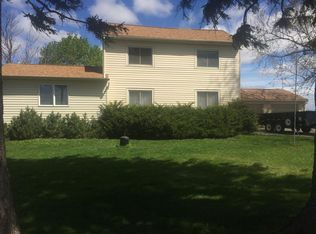 6220 W Shaulis Rd, Cedar Falls, IA 50613