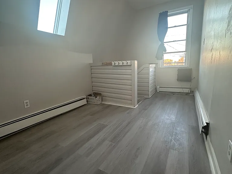 299 Highland Ave — Photo 9