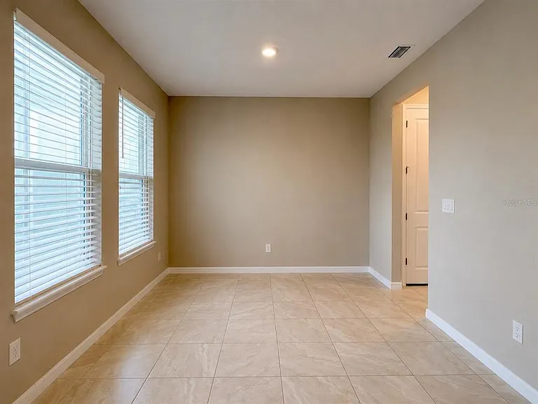 4334 Pond Brook Ct — Photo 10