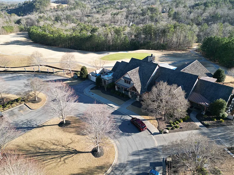 CLUB HOUSE WITH GOLF STORE AND RESTURANT