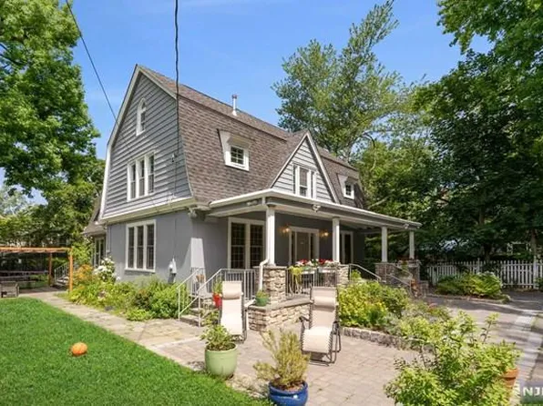 16 Beech Rd, Englewood, NJ 07631