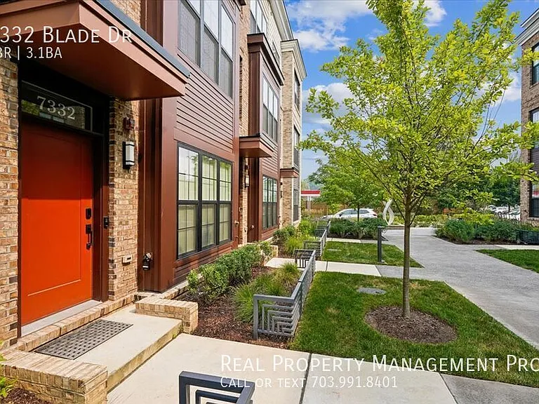 7332 Blade Dr — Photo 10