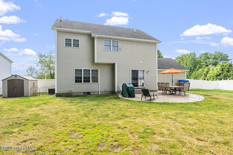 4th image of 28 Rustyville Road