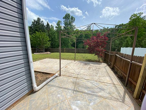 2nd image of 2635 Amber Crest Dr