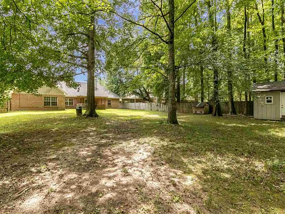 5th image of 346 Wildwood Blvd