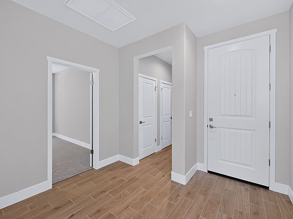 Homesite 86 Entrance