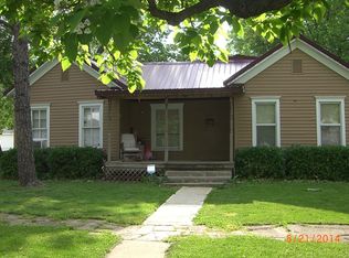 614 S Holbrook St, Fort Scott, KS 66701