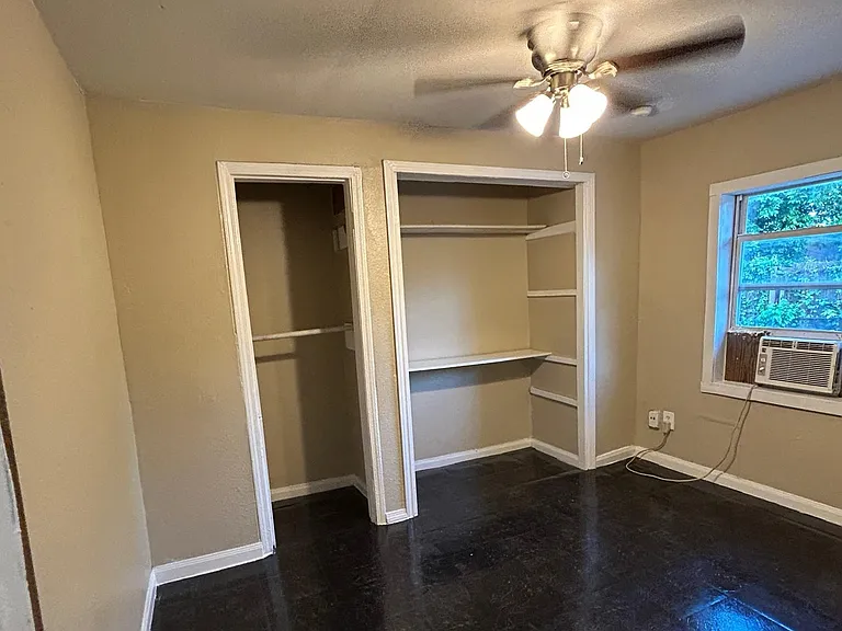8116 Sandra St — Photo 12