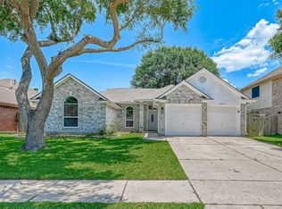 16111 Blue Mesa Ridge Dr, Friendswood, TX 77546