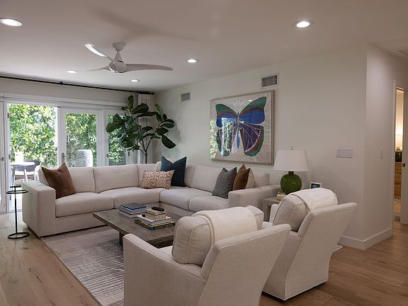 3rd image of 32143 Lake Meadow Ln