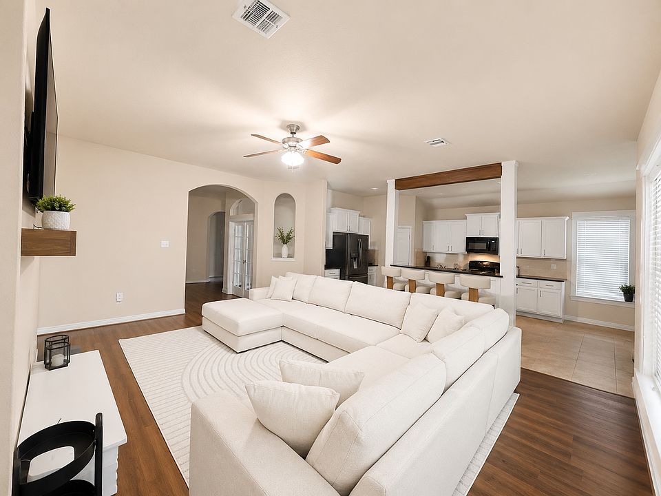 1st image of 21570 Spear Valley Ln