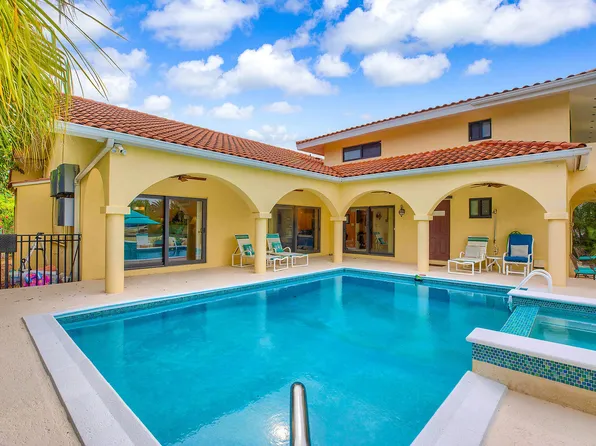 266 W Seaview Dr, Duck Key, FL 33050