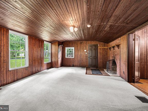 5th image of 6204 Gernand Rd
