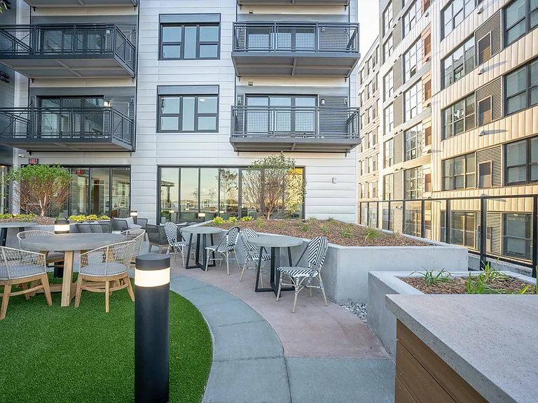 Newman Lofts — Photo 7