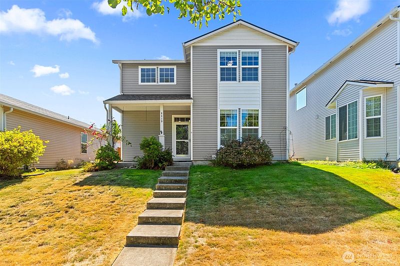 3rd image of 8419 15th Avenue SE