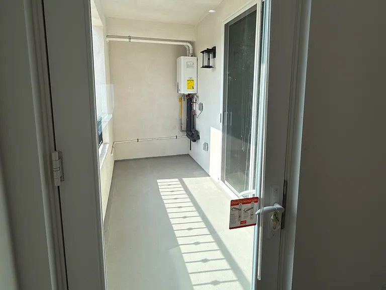 10934 Peach Grove St #202 — Photo 14