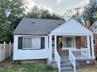 19361 Shaftsbury Rd, Detroit, MI 48219