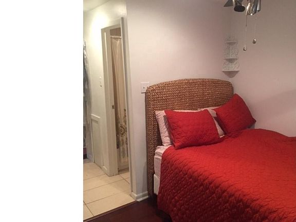 4th image of 238 Catharine St #2