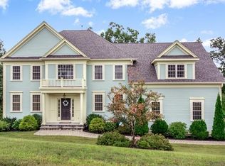 7 Hickory Bend Rd, Shrewsbury, MA 01545