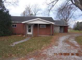438 N Bill St, Francesville, IN 47946