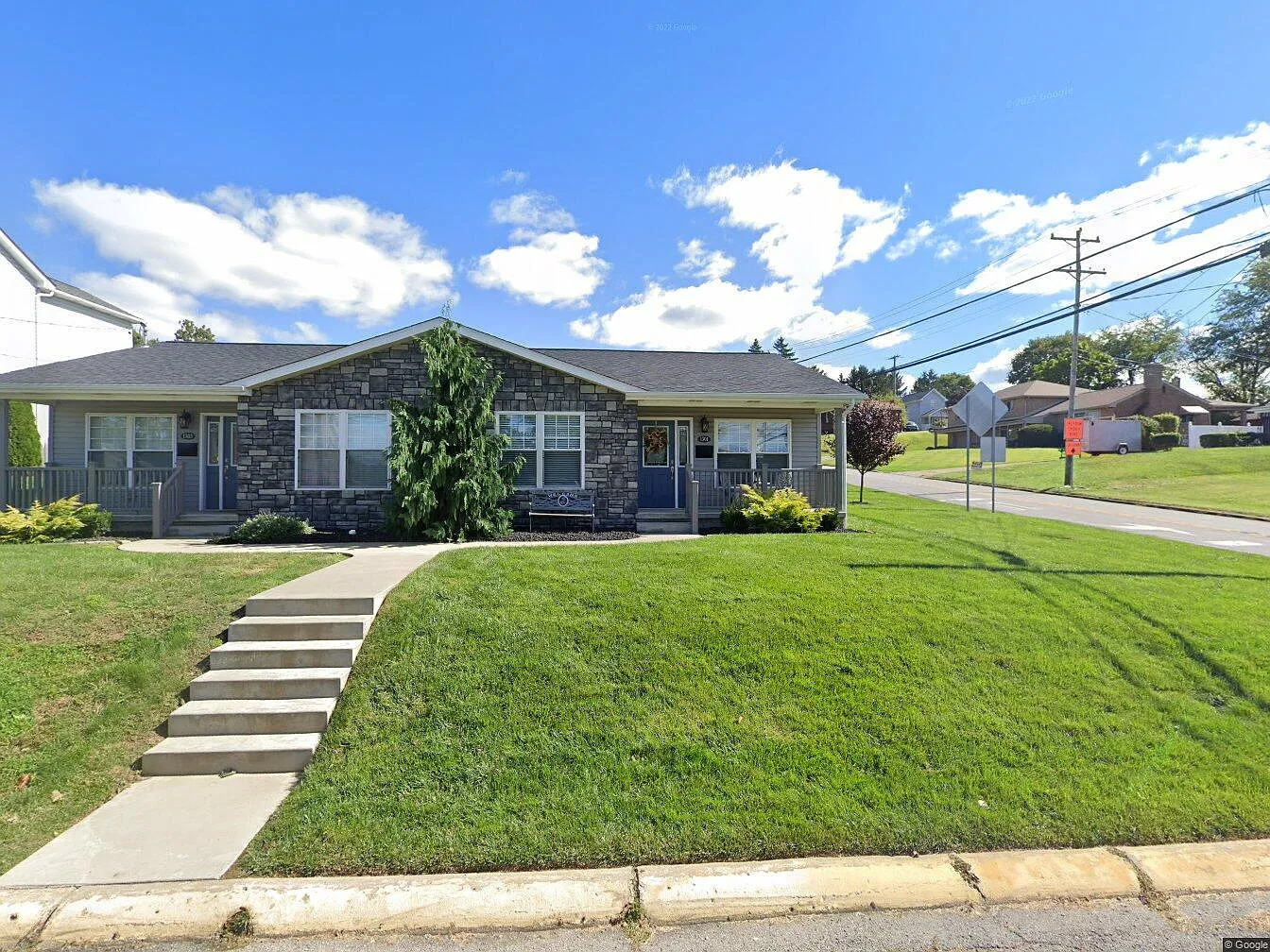 1301 Dupont St #1 photo 1