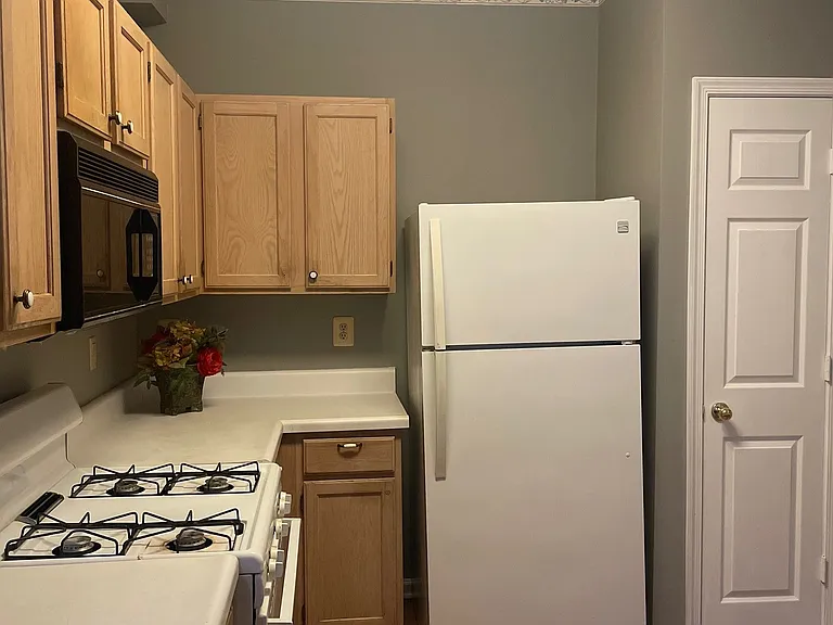 14302 Rosy Ln #1 — Photo 7