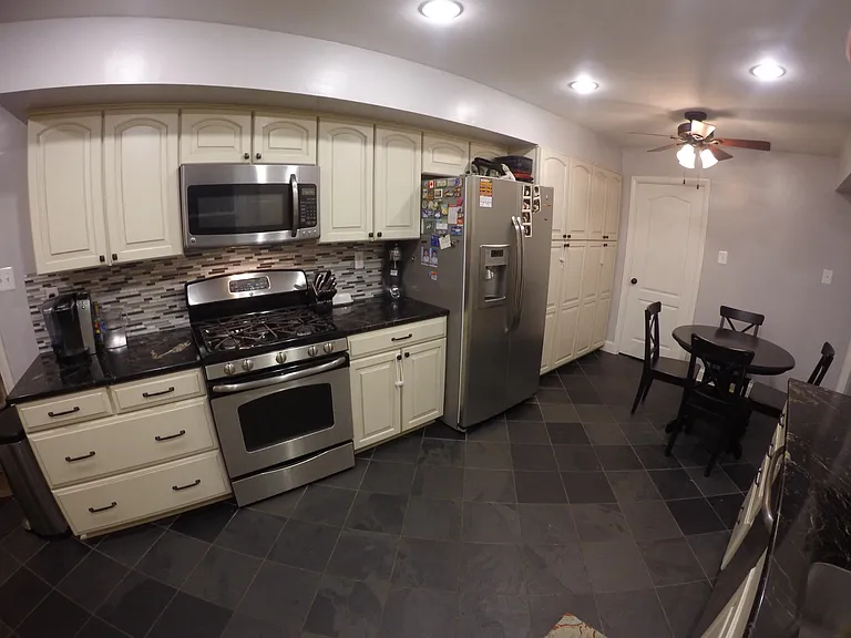 12321 Shadetree Ln — Photo 9