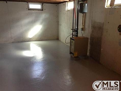 Full basement with new Gas heating system