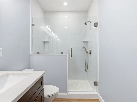 5th image of 18 Ocean Pines Dr #B