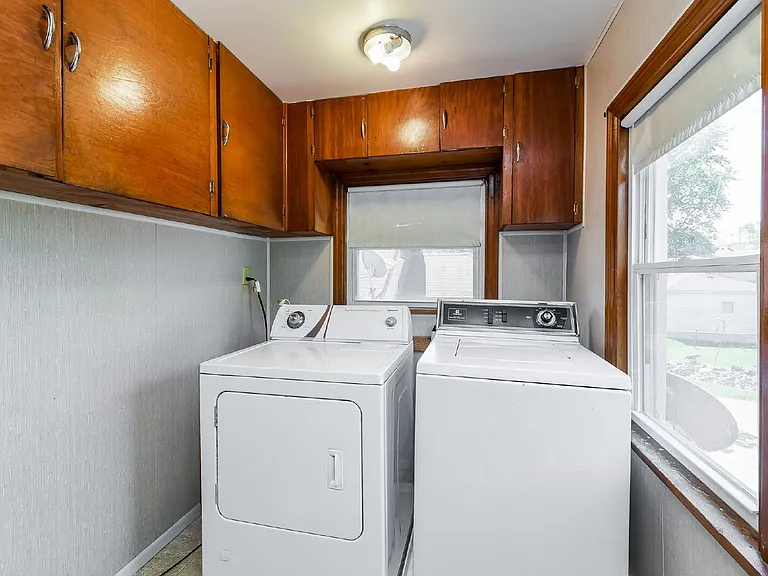 716 Walnut St #2 — Photo 10