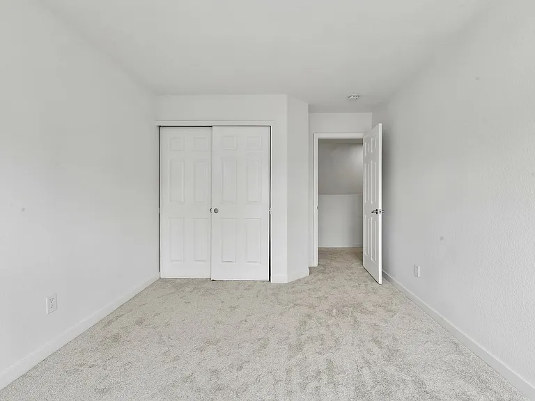 10094 Amston St — Photo 18