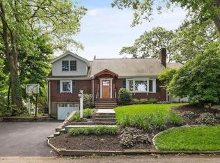 6 Lovell Rd, Arlington, MA 02474
