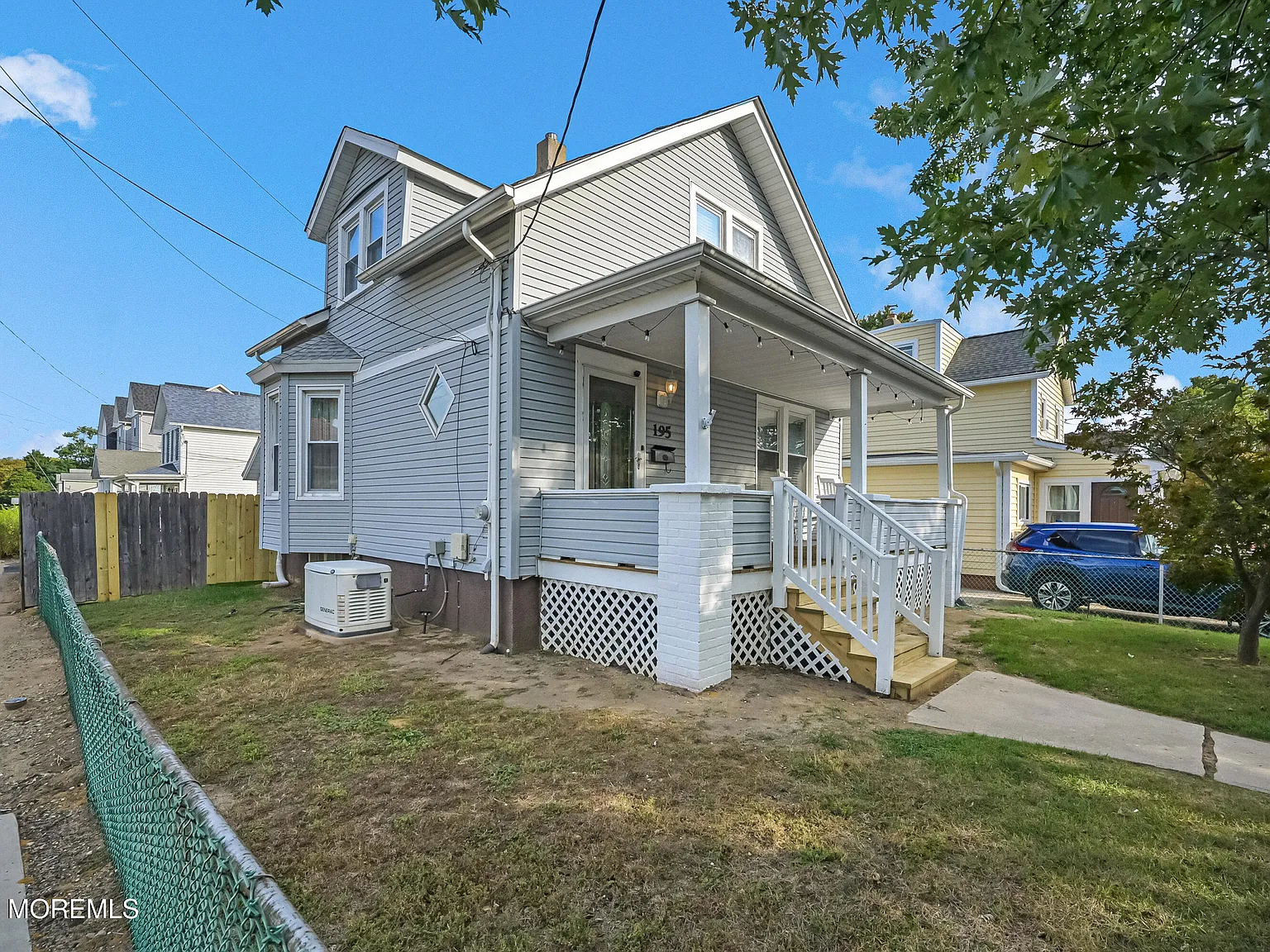2 bed, 1.5 bath, 1104 sqft, $3,200 — Photo 2