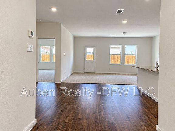3rd image of 6525 Trident Ct