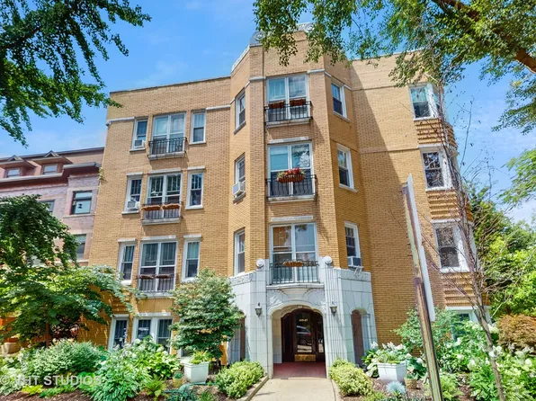 225 N Grove Ave APT 2, Oak Park, IL 60302