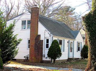 110 King Phillip Dr, North Kingstown, RI 02852