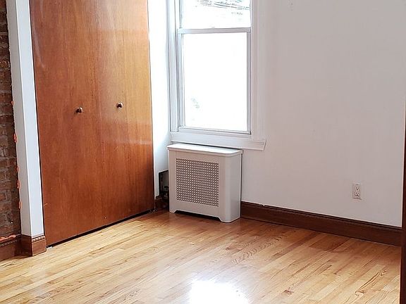 3rd image of 4604 25th Ave #2