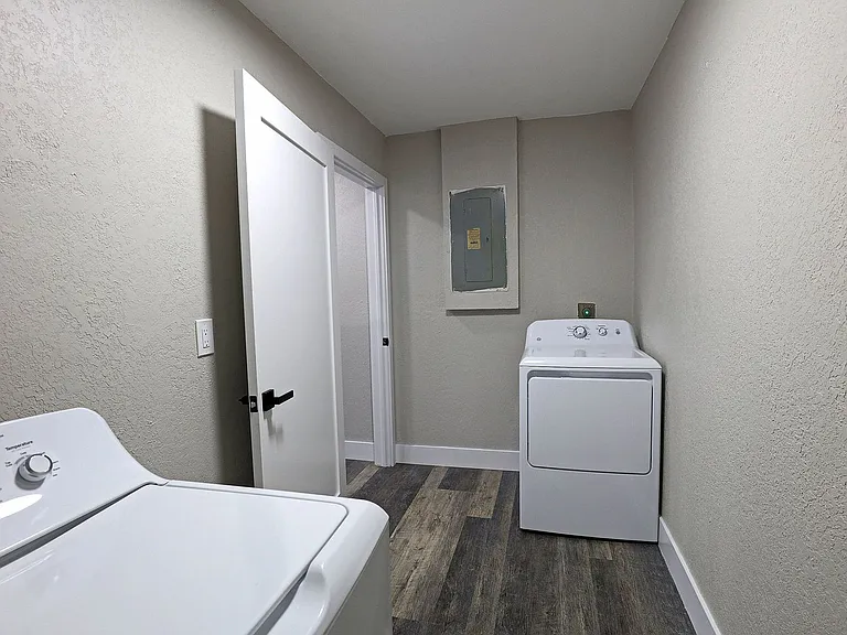 14181 Old Olga Rd — Photo 11
