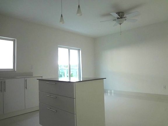 2nd image of 6891 Bay Dr #209