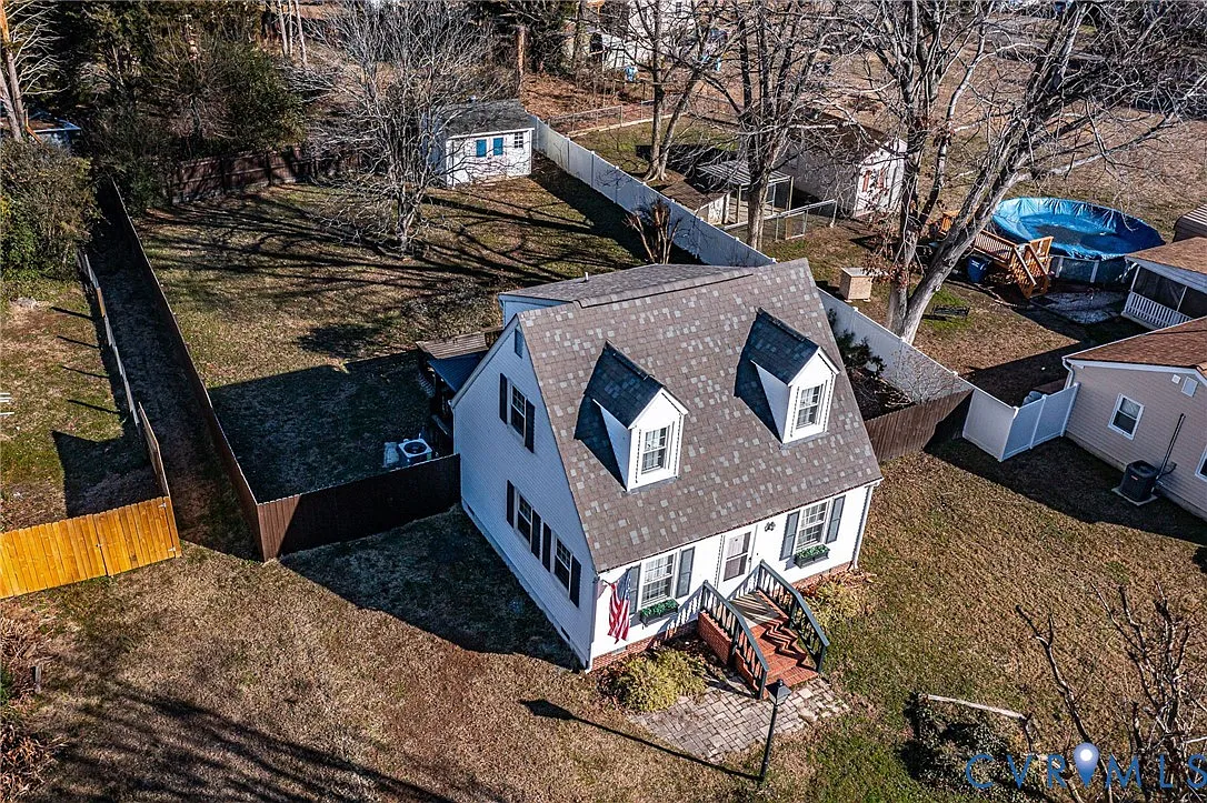 151 Badger Rd photo 1