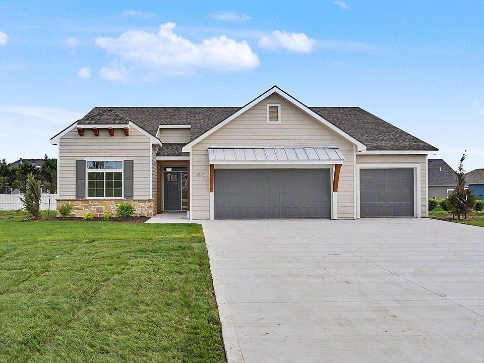 1st image of 1013 Bluestem Cir