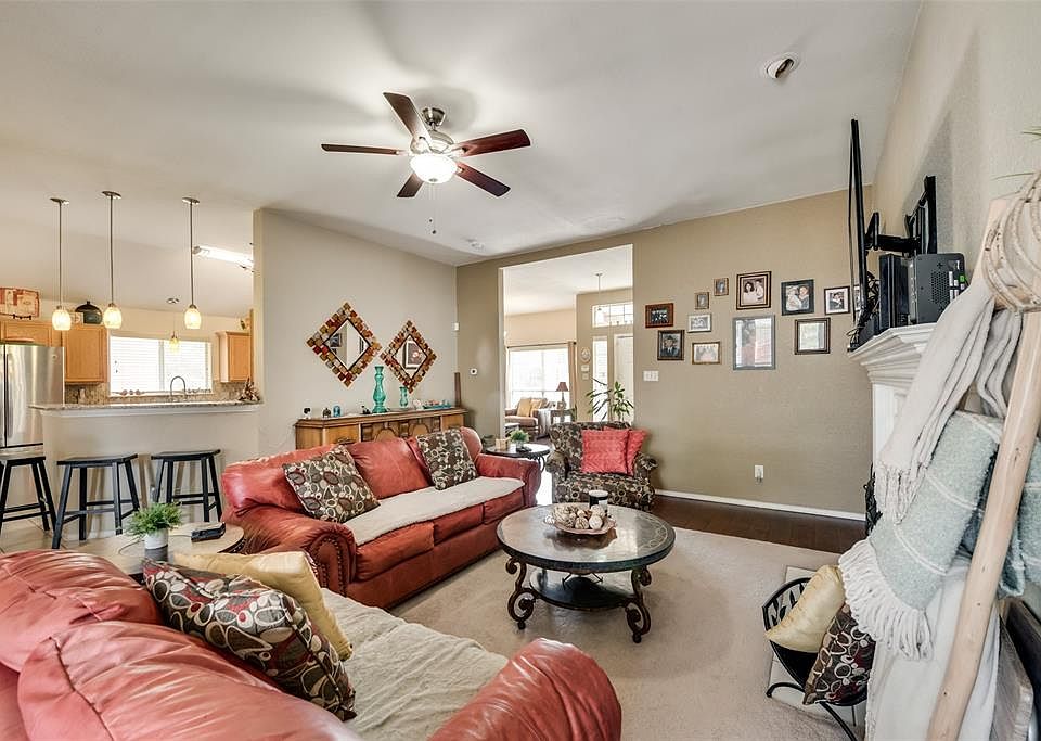 1st image of 2613 Walnut Creek Dr