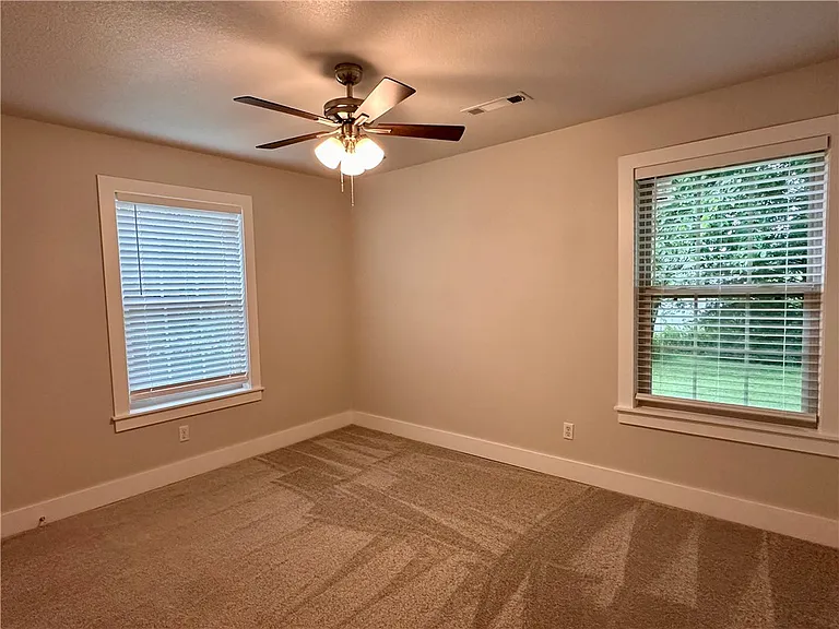 2137 E Stanwyk Dr — Photo 18