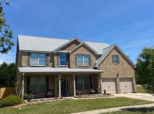720 Langley Farms Dr, Loganville, GA 30052