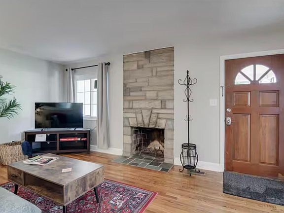 4th image of 1508 Myrtle Lane