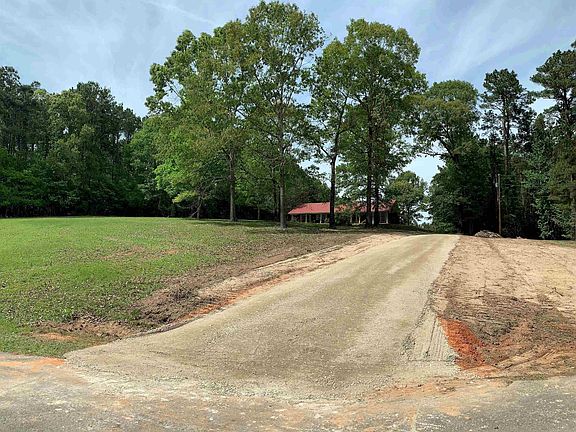 4th image of 181 Alvie Ln