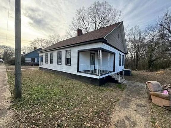 2nd image of 1145 Granite St